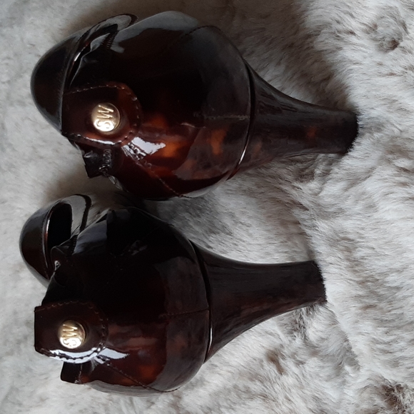 Stuart Weitzman Leopard Patent Pumps - Picture 6 of 11